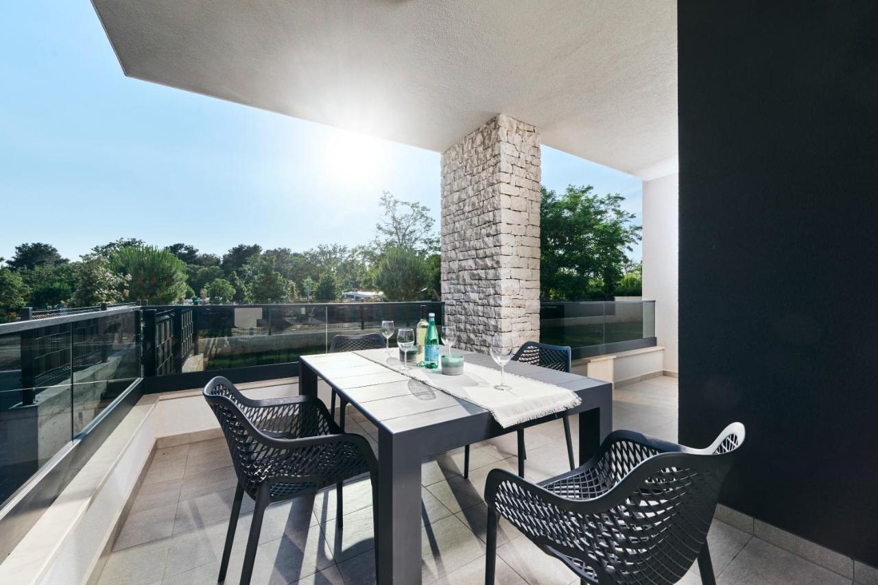 San Maris Apartment *