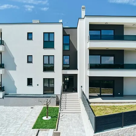 Apartments San Maris Umag Zewnętrze zdjęcie